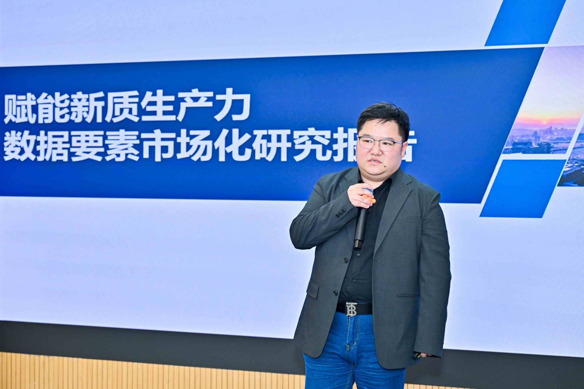 ZJH_6291-opq3226529992_副本.jpg ZJH_6291-opq3226529992_副本.jpg