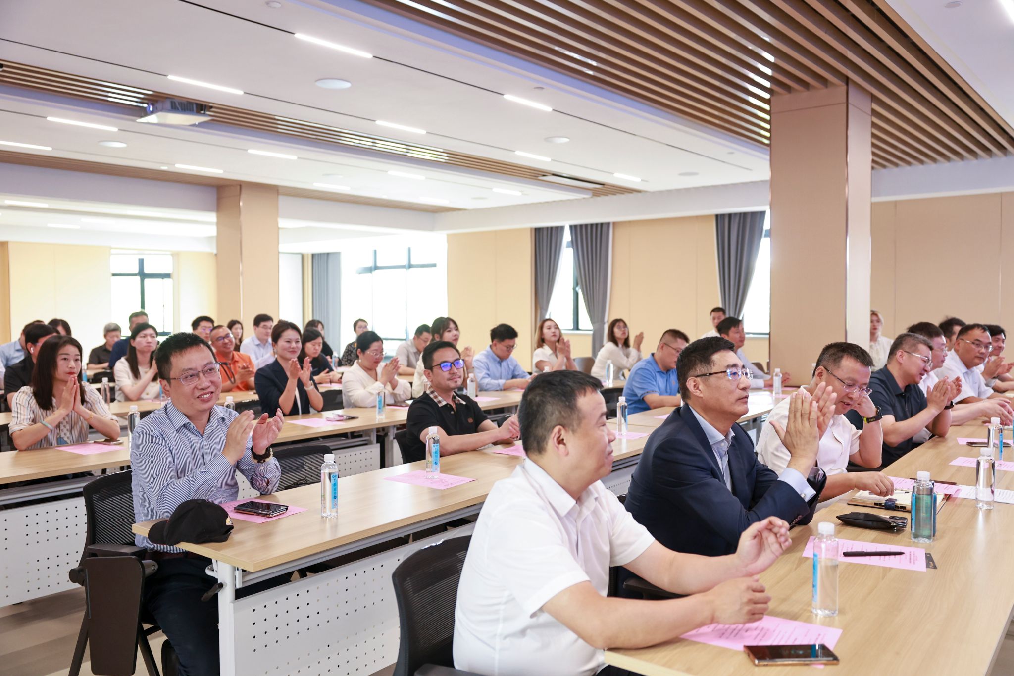 微信图片_20240617090614.jpg 微信图片_20240617090614.jpg