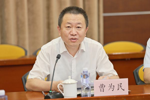 19、曹为民 主持_副本.jpg 19、曹为民 主持_副本.jpg